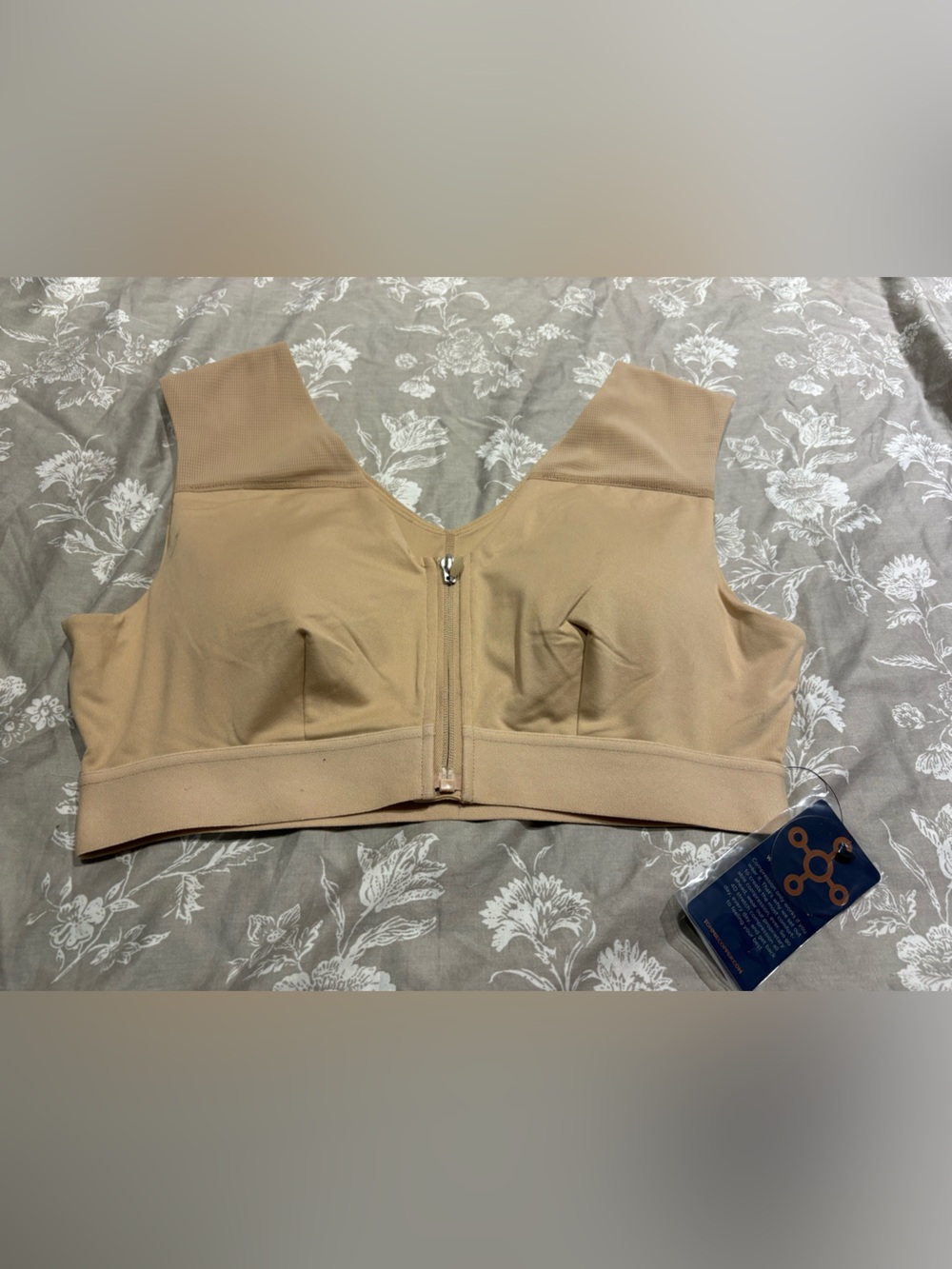NWT Tommy Copper shoulder support nude bra front zip XL